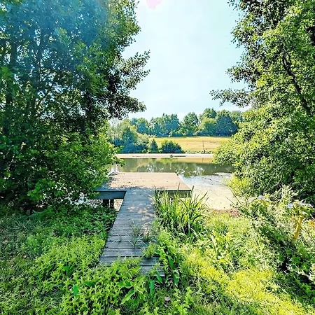 Les Roches - Au Bord De L'eau Avec Jardin, Terrasse Et Parking Vakantiehuis Feuguerolles-Bully
