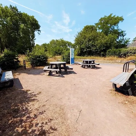 Les Roches - Au Bord De L'eau Avec Jardin, Terrasse Et Parking * Feuguerolles-Bully